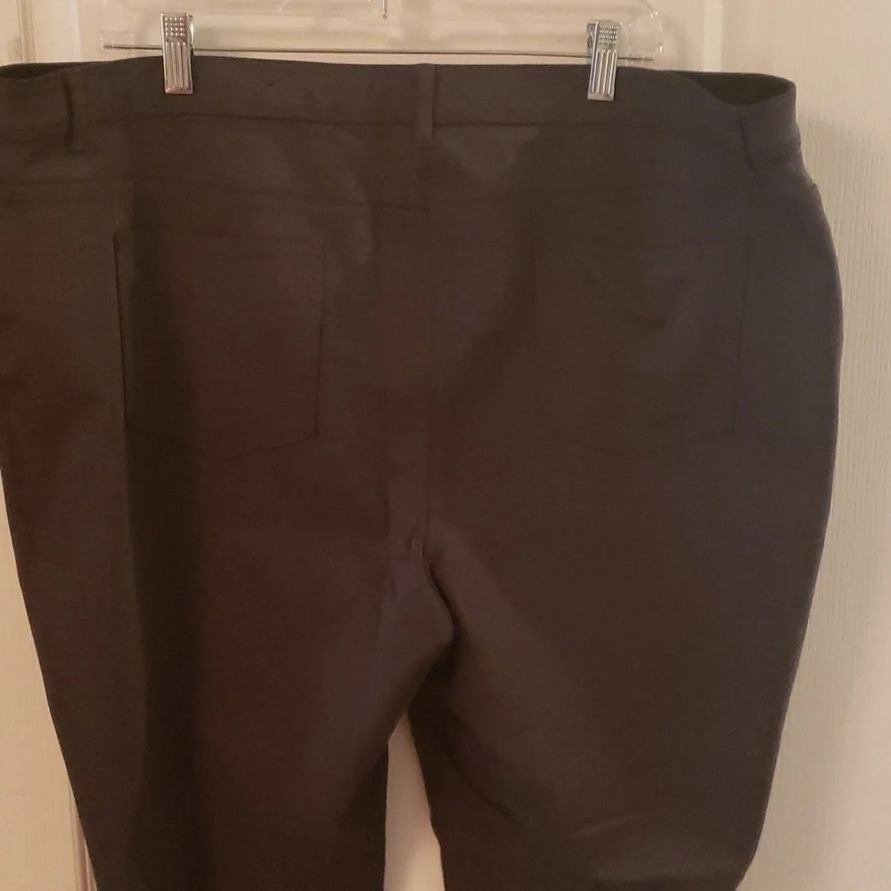 Chico's So Slimming grey pant - Picture 6 of 7